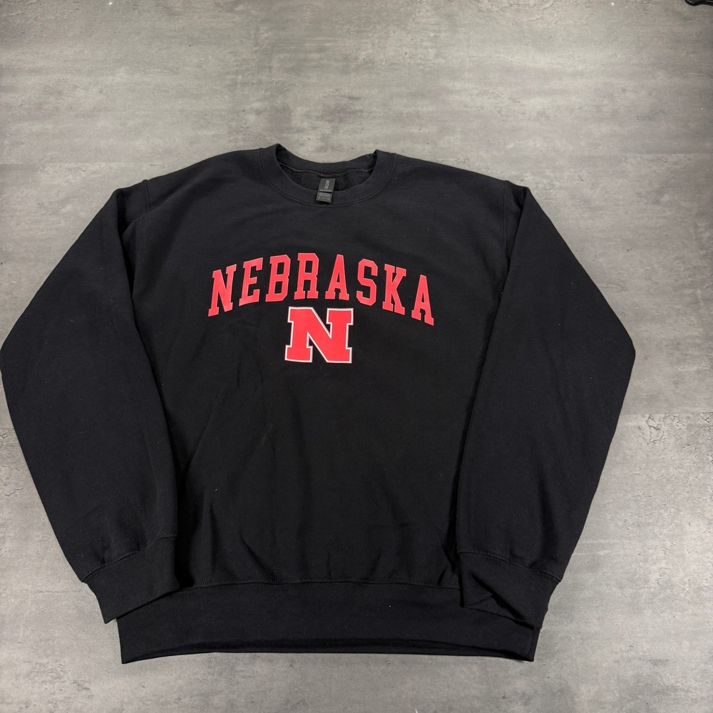 Nebraska Sweatshirt Unisex Small Black NCAA Football Gildan EUC